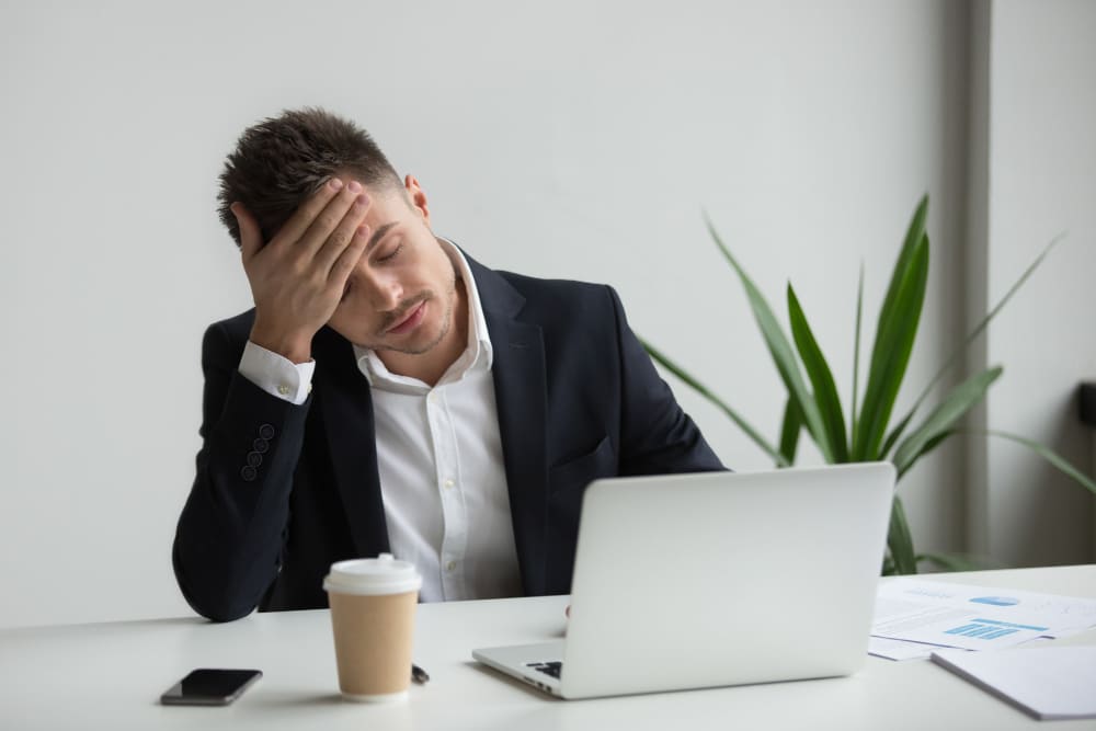 Ansiedade e depressão no trabalho? | Pode ser Síndrome de Burnout